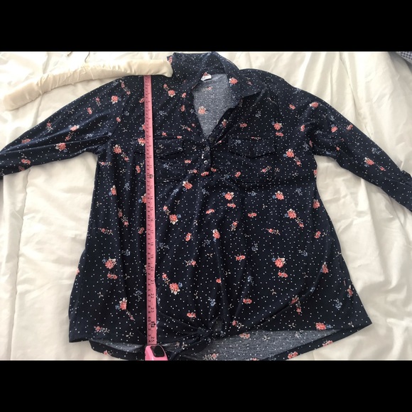 Floral Tops 2/$10 - Picture 3 of 9